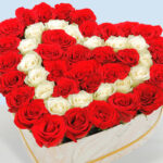 Engaging Roses In A Heart Marbled Box 5 05 (8)