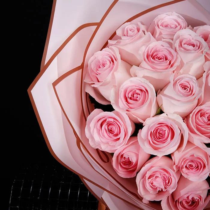 20 stems pink roses bouquet 3 jpg