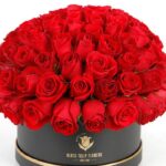 amusing_red_roses_in_a_box_1.png