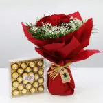 bouquet-of-red-roses-with-chocolate.png