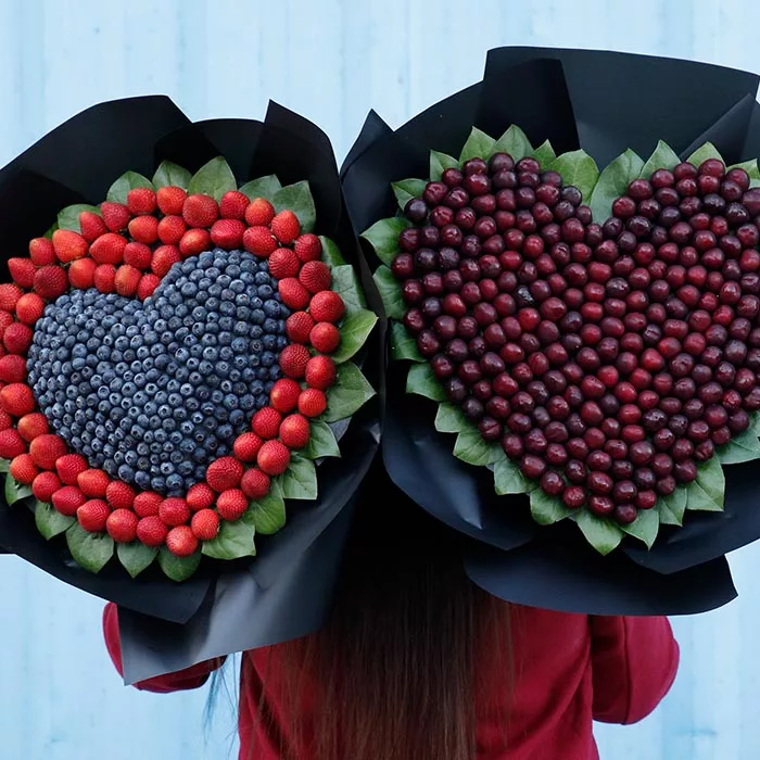 bouquet of berries 1 jpg