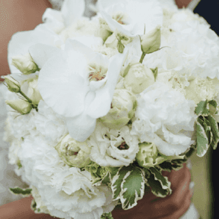 Sincere White Bridal Bouquet online