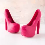 edible_pink_chocolate_heels_by_njd.jpg