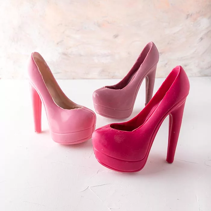 edible pink chocolate heels by njd 1 jpg