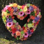 heart_shape_mix_flowers.png