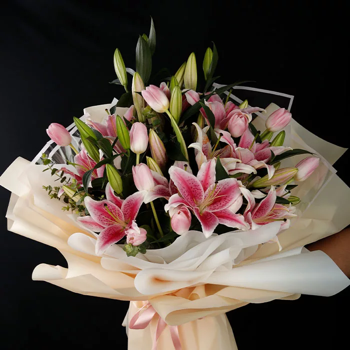 lily bouquet in special 01 jpg