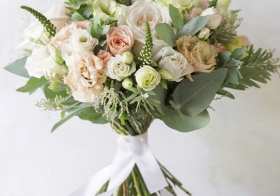 pastel hand bouquet