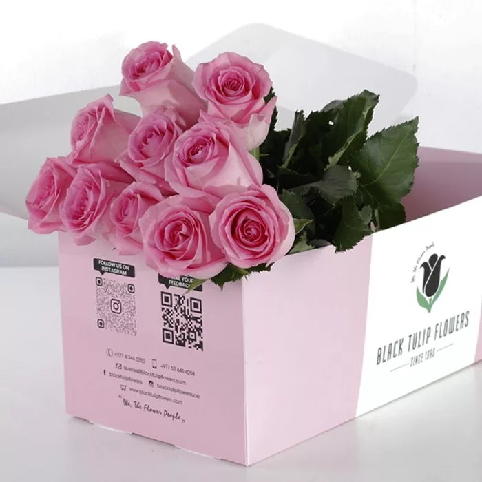 pinky_in_pink_box_2.jpg pinky in pink box 2 jpg