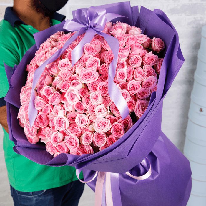 splendour pink hand bouquet 2 1 Copy 1
