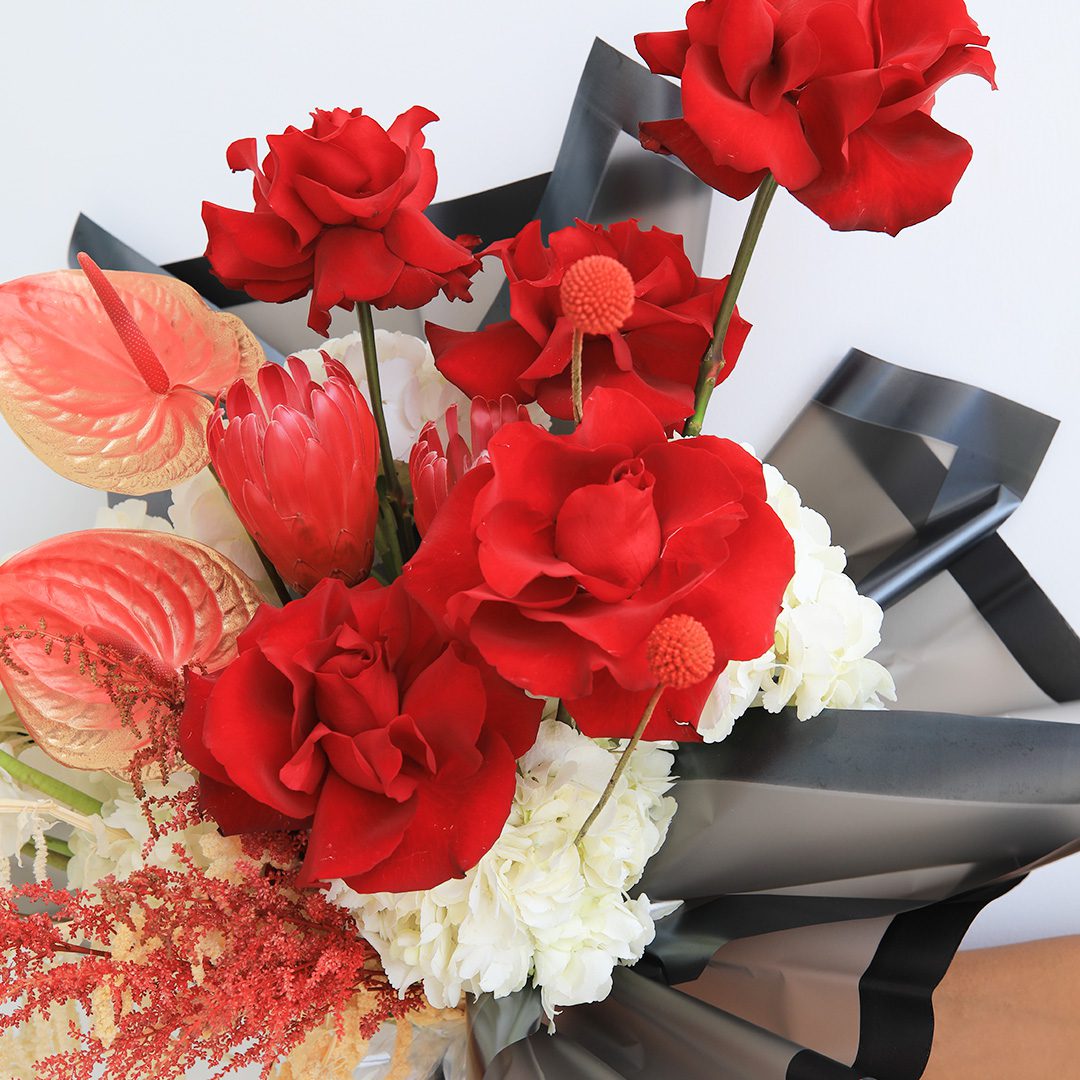 Peaceful Love Bouquet by Black Tulip Flowers