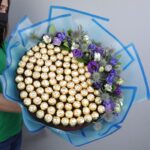 ferrero_bouquet_with_blue_flowers_2