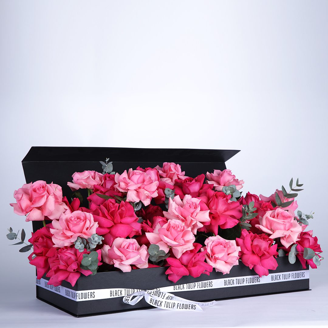 Romant and Charming Surprise flower box by Black Tulip Flowers