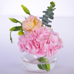 Simply Pink Centerpiece flower arrangement by Black Tulip Flowers