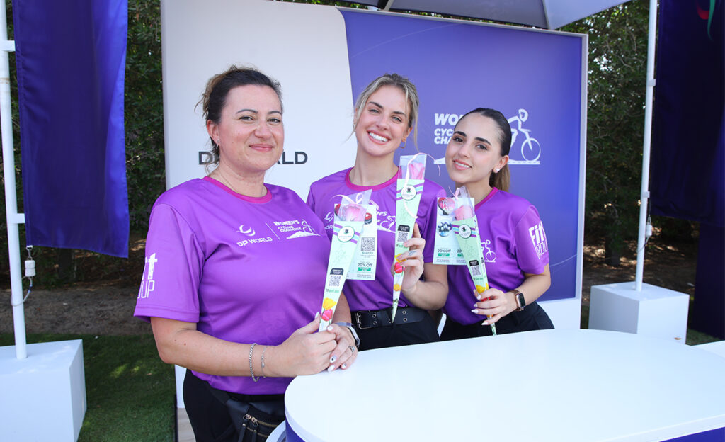 Black Tulip Flowers partners with the DP World Women's Cycling Challenge to Award the Winners 2 07