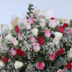Fresh Pink-White Roses Bouquet 3 04