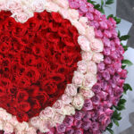 Stunning Large Rose Bouquet 3 04