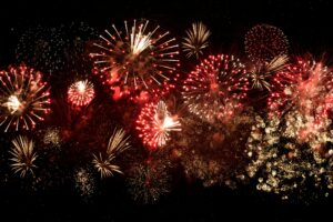Top Ways to Celebrate UAE National Day with Family and Friends 4 Fireworks