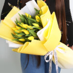 yellow-tulip-bouquet