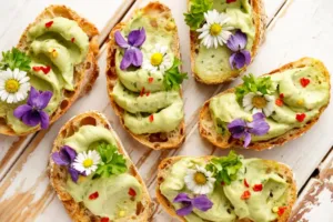 Flowers You Can Eat (Yes, Really!) - Discover Edible Flowers 4 Edible Flowers in Everyday Cooking