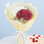 Berry Bliss Bouquet & Cake 2 red-white-hydrangea-bouquet-02