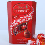 Lindor Milk Chocolate Box - 200g 2 02