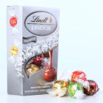 Lindor Silver Gift Box – Assorted Chocolate Truffles 1 lindor-truffles-gold-box_02