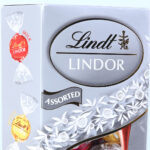 Lindor Silver Gift Box – Assorted Chocolate Truffles 2 lindor-truffles-gold-box_03