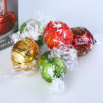 Lindor Silver Gift Box – Assorted Chocolate Truffles 4 lindor-truffles-gold-box_04