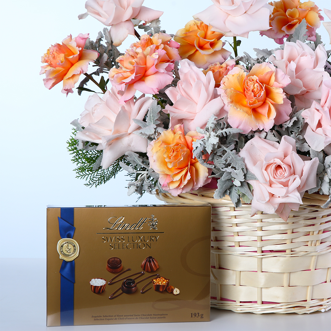 peach-pink-roses-basket-with-lindt_04 peach pink roses basket with lindt 04