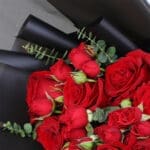 valentine-red-roses-black-wrap_03