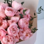 Blush Pink Spray Rose Bouquet with Ferrero (16 pcs) 4 pink-spray-rose-bouquet-ferrero-16pcs_04
