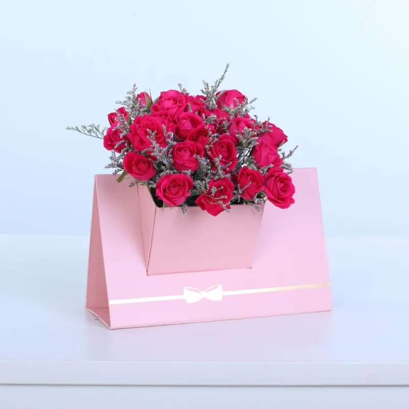 dark-pink-spray-rose-envelope-box_02 dark pink spray rose envelope box 02