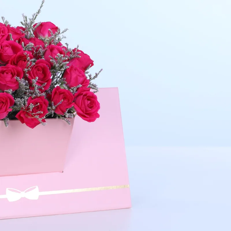 dark-pink-spray-rose-envelope-box_04 dark pink spray rose envelope box 04