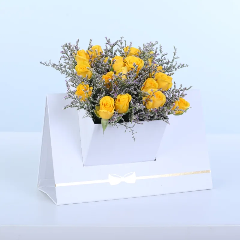 yellow-spray-rose-floral-envelope-box_02 yellow spray rose floral envelope box 02