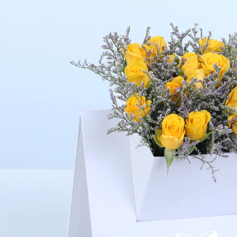 yellow-spray-rose-floral-envelope-box_03 yellow spray rose floral envelope box 03